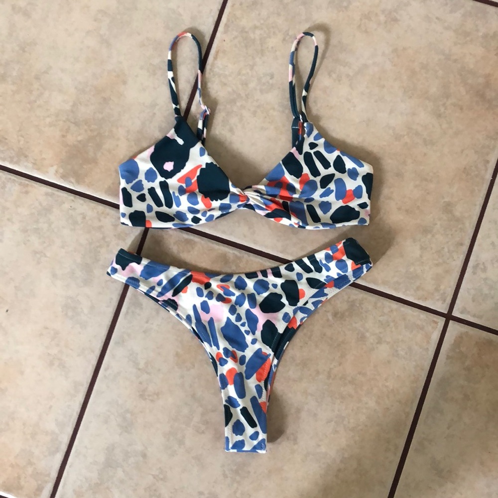 Blackbough bikini set. Small Tona top and medium Billie bottom in Candy Rocks